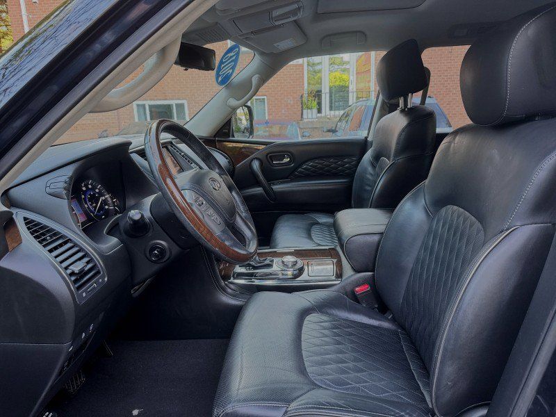 Used 2018 INFINITI QX80 4WD w/ Deluxe Technology Package image 17
