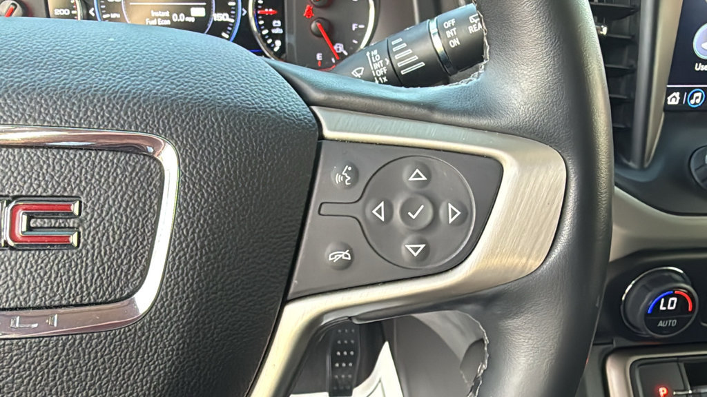 Used 2023 GMC Acadia Denali FWD image 23