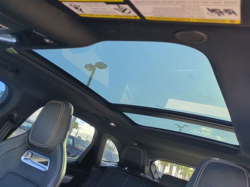 Used 2024 Jaguar F-PACE R-Dynamic S image 20