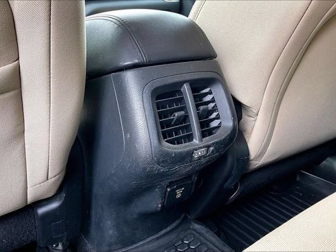 Used 2016 Jeep Cherokee Latitude w/ Comfort/Convenience Group AWD/4WD image 29