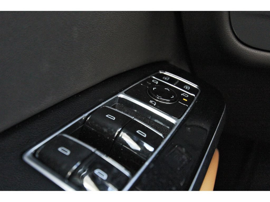 New 2026 Cadillac Escalade Luxury w/ Touring Package AWD/4WD image 16