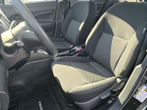 Used 2022 Nissan Versa S image 20