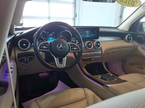 Used 2022 Mercedes-Benz GLC 300 4MATIC image 17