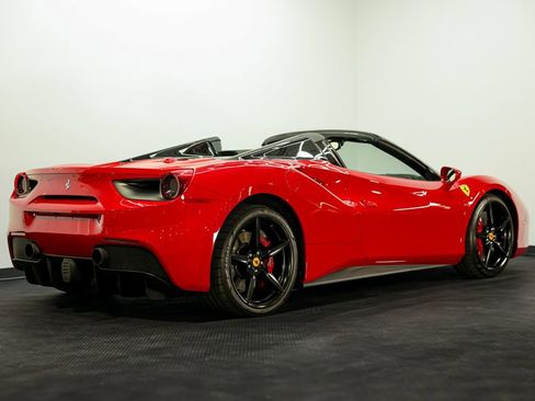 Used 2017 Ferrari 488 Spider image 6