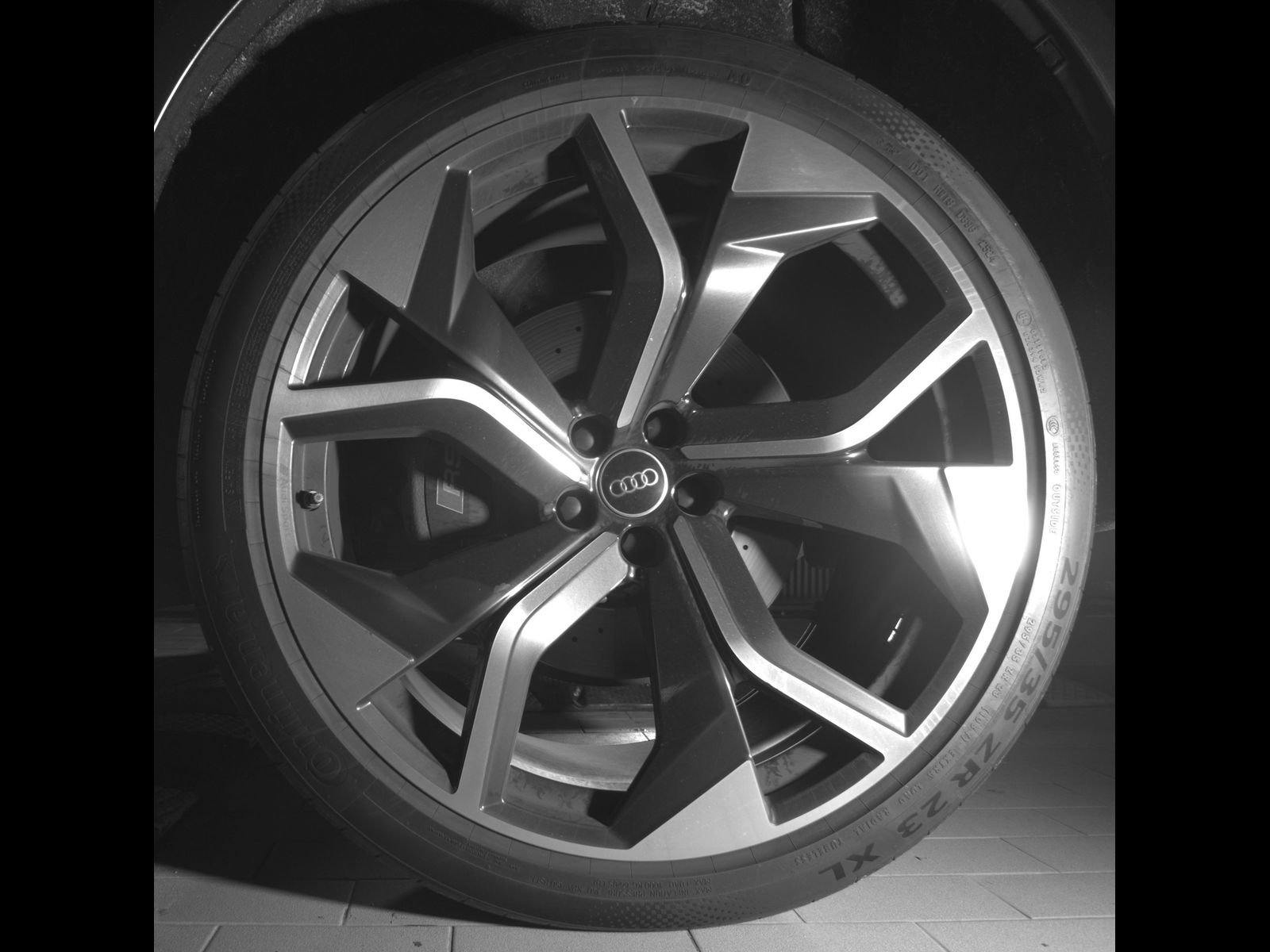 Used 2024 Audi RS Q8 AWD/4WD image 13