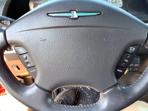 Used 2002 Ford Thunderbird Deluxe image 39