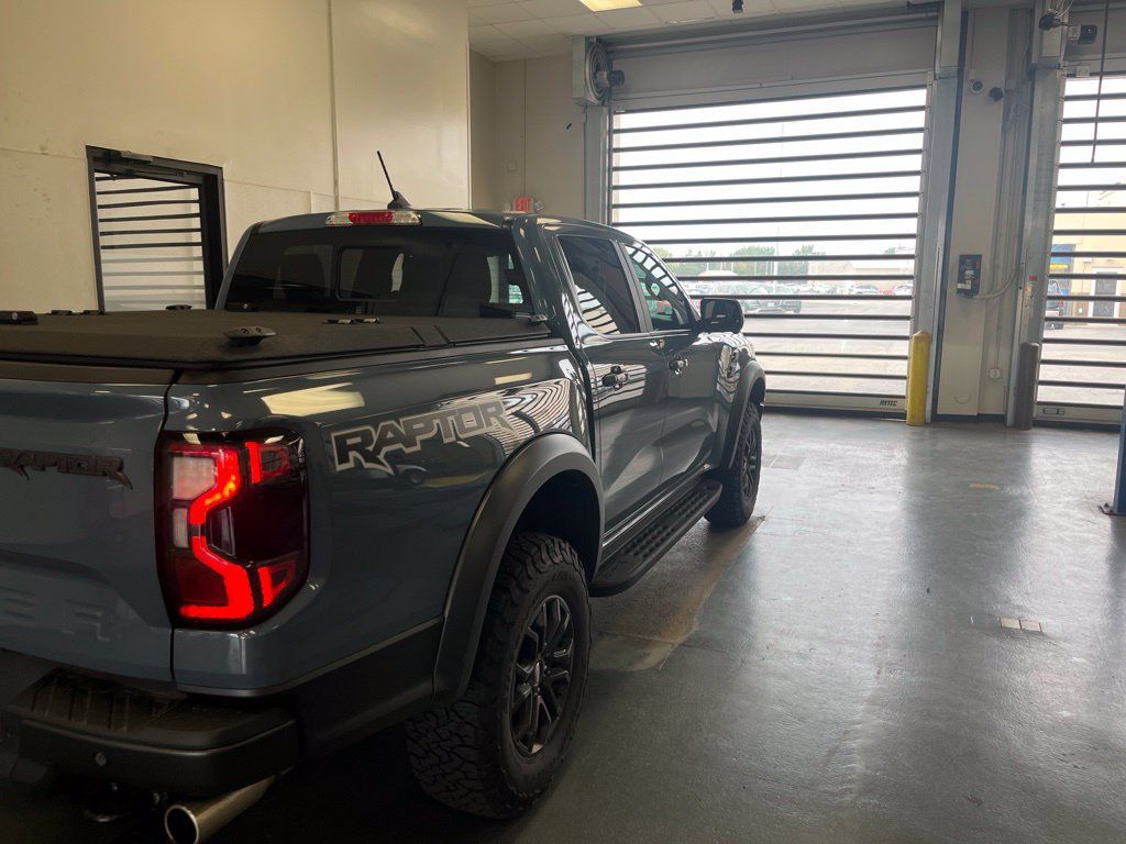 Used 2025 Ford Ranger Raptor AWD/4WD image 9