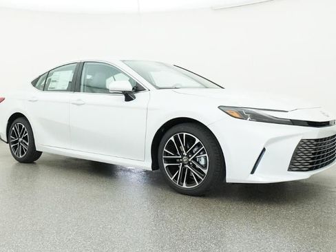 New 2026 Toyota Camry XLE image 29