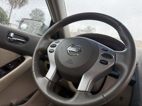 Used 2010 Nissan Altima 2.5 S w/ Convenience Pkg image 9