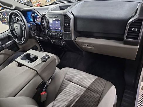 Used 2019 Ford F150 XLT w/ Trailer Tow Package image 25