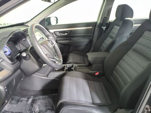 Used 2019 Honda CR-V LX image 11