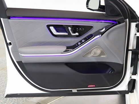 Used 2023 Mercedes-Benz S 580 4MATIC Sedan image 18