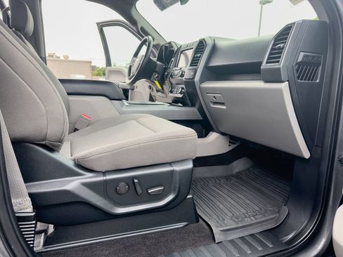 Used 2020 Ford F150 XLT w/ Equipment Group 302A Luxury AWD/4WD image 12