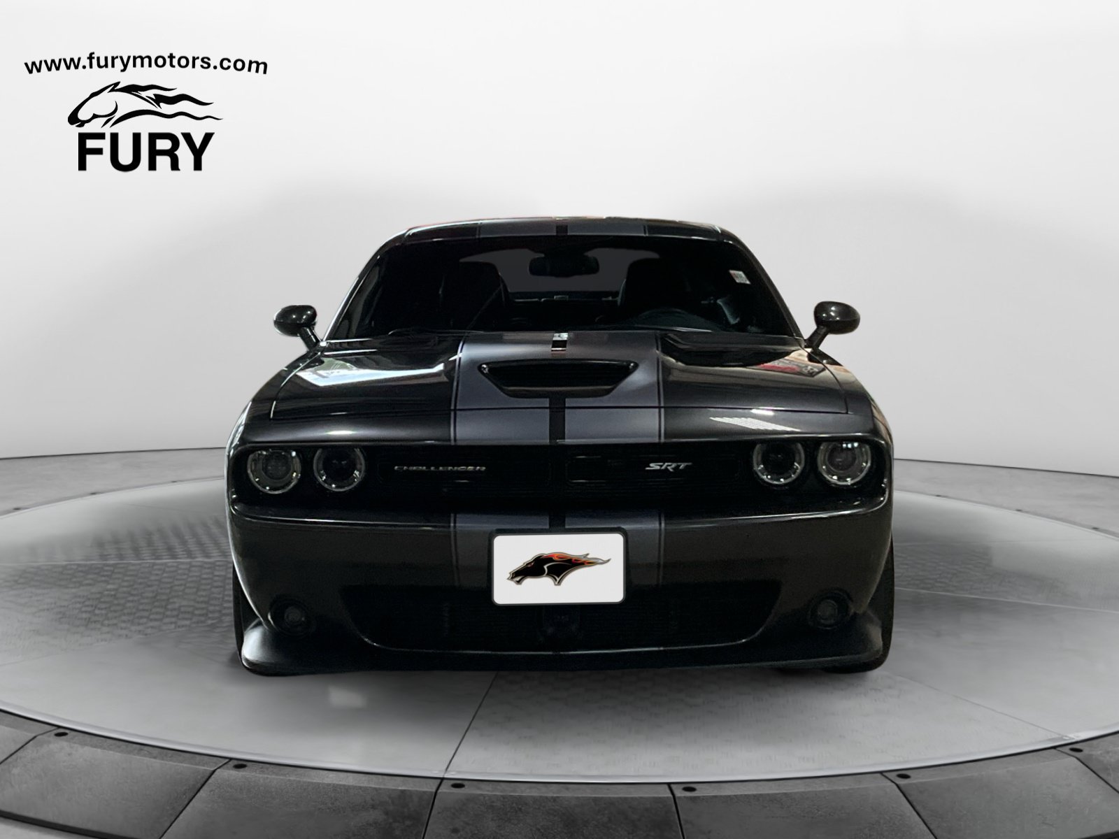 Used 2016 Dodge Challenger SRT w/ Technology Group RWD image 9