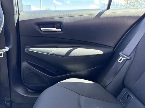 Used 2020 Toyota Corolla LE image 19