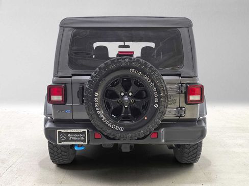Used 2023 Jeep Wrangler Unlimited w/ Cold Weather Group AWD/4WD image 4