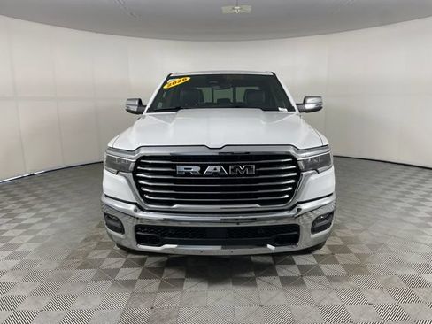 New 2026 RAM 1500 Laramie AWD/4WD image 15