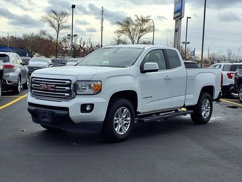 Used 2019 GMC Canyon SLE image 1