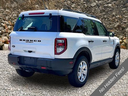Used 2023 Ford Bronco Sport AWD/4WD image 2