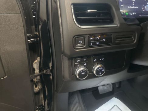 Used 2023 GMC Yukon XL SLT w/ SLT Premium Package AWD/4WD image 24