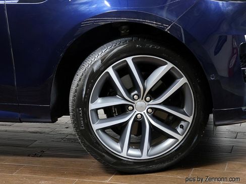 Used 2023 Land Rover Range Rover Sport SE Dynamic AWD/4WD image 4