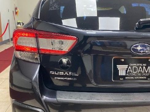 Used 2019 Subaru Crosstrek 2.0i Premium w/ Moonroof Package image 11