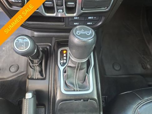 Certified 2018 Jeep Wrangler Unlimited Sahara AWD/4WD image 20