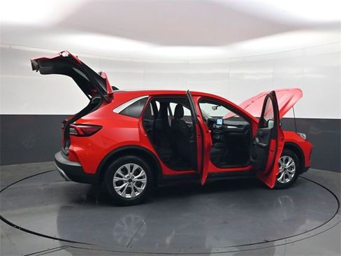 Used 2024 Ford Escape Active w/ Cold Weather Package image 35