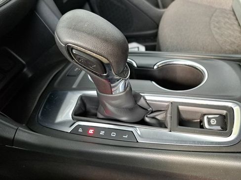 Used 2022 Chevrolet Equinox LT FWD image 15