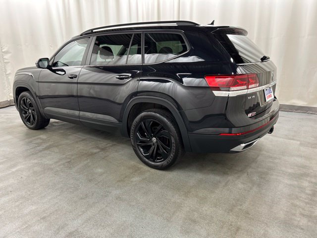 Used 2023 Volkswagen Atlas SE AWD/4WD image 3
