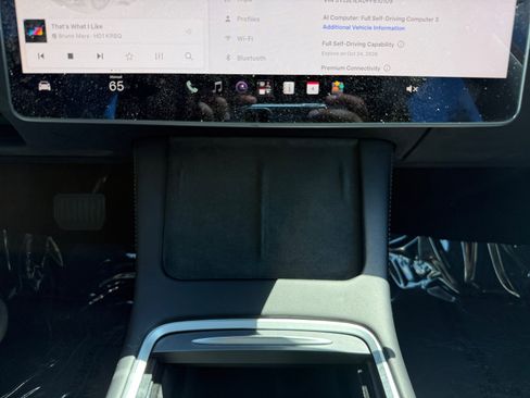 Used 2023 Tesla Model 3 Standard Range RWD image 13
