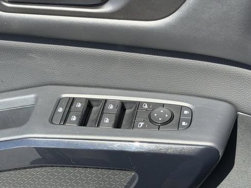 Certified 2025 Nissan Pathfinder SV AWD/4WD image 19