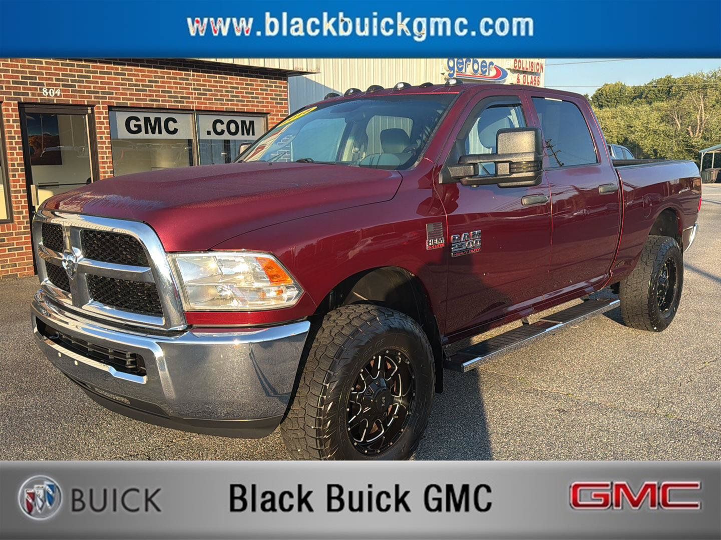 Used 2018 RAM 2500 Tradesman w/ Chrome Appearance Group AWD/4WD image 1