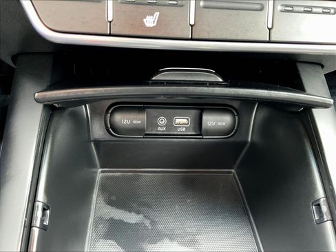 Used 2020 Kia Sorento S FWD image 16