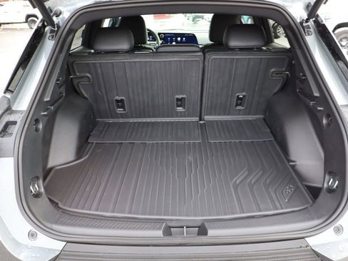 New 2026 Chevrolet Equinox EV LT image 33