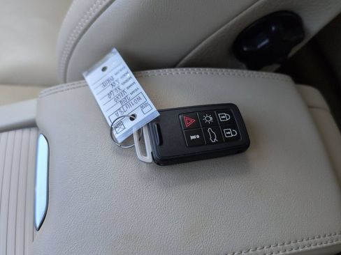 Used 2014 Volvo XC60 3.2 FWD image 31