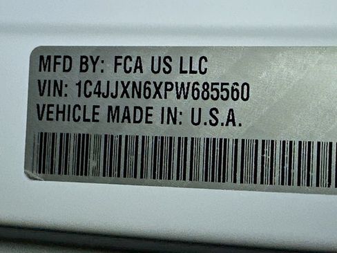 Used 2023 Jeep Wrangler Unlimited w/ 8.4" Radio Group AWD/4WD image 21