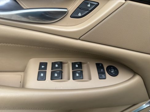 Used 2019 Cadillac Escalade Platinum AWD/4WD image 8
