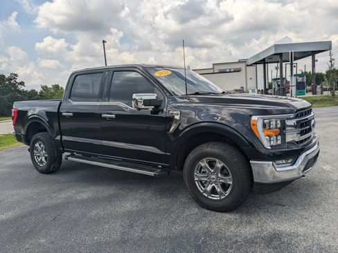 Used 2022 Ford F150 Lariat AWD/4WD image 2