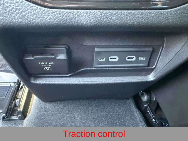 New 2027 Jeep Grand Cherokee Altitude AWD/4WD image 9