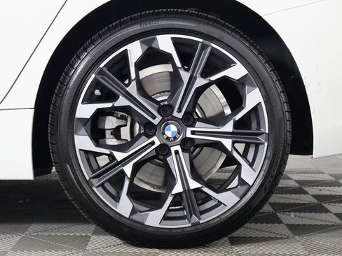 Used 2026 BMW 330i Sedan w/ Convenience Package RWD image 16