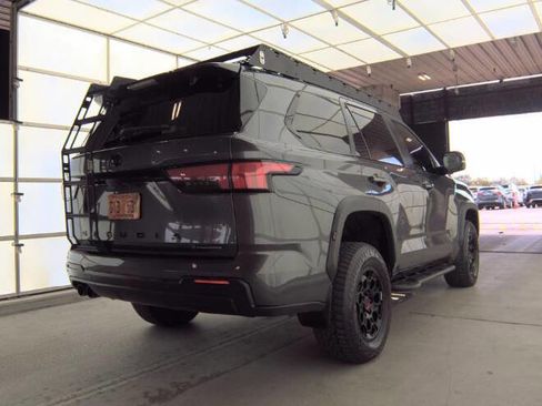 Used 2025 Toyota Sequoia TRD Pro AWD/4WD image 6