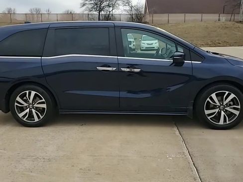 Used 2023 Honda Odyssey Touring image 9