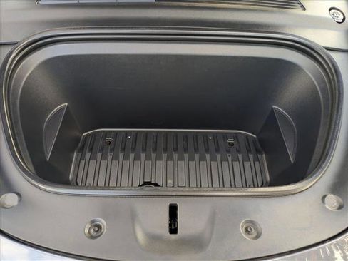 Used 2021 Tesla Model Y 2WD image 24