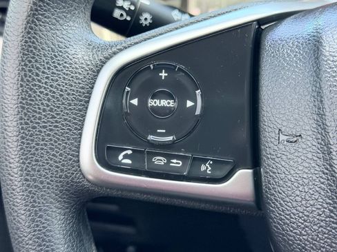 Used 2017 Honda CR-V LX image 34