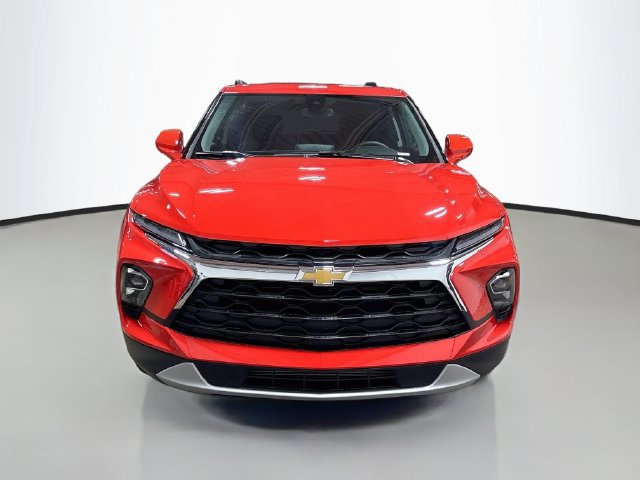 New 2026 Chevrolet Blazer LT w/ Convenience Package AWD/4WD image 3
