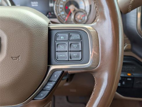 Used 2020 RAM 2500 Limited image 24