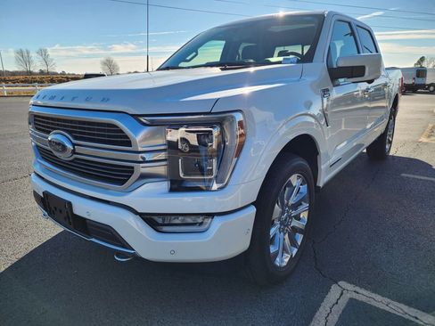 Used 2023 Ford F150 Limited image 4