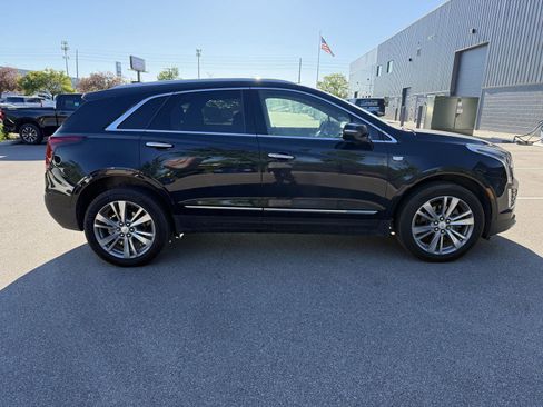 Used 2024 Cadillac XT5 Premium Luxury AWD/4WD image 2