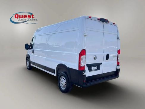 Used 2025 RAM ProMaster 2500 w/ Convenience Group FWD image 5
